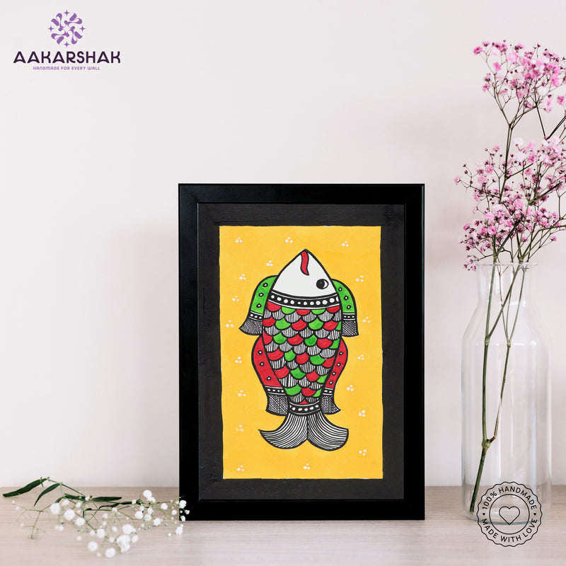 handmade madhubani painting fish painting-with tabletop stand for home decor