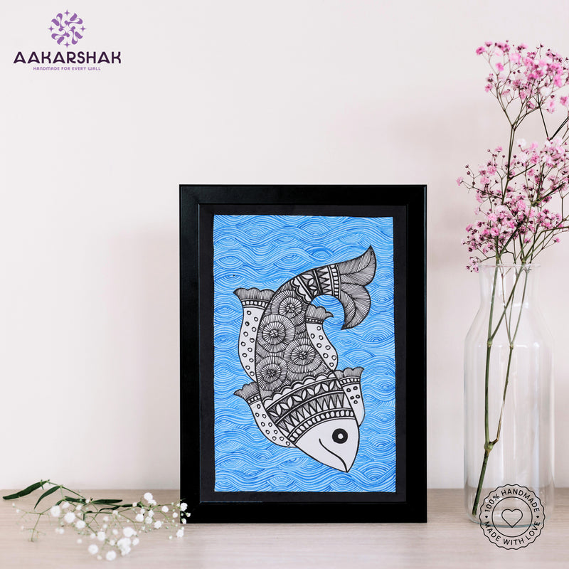handmade madhubani painting fish painting-with tabletop stand for home decor