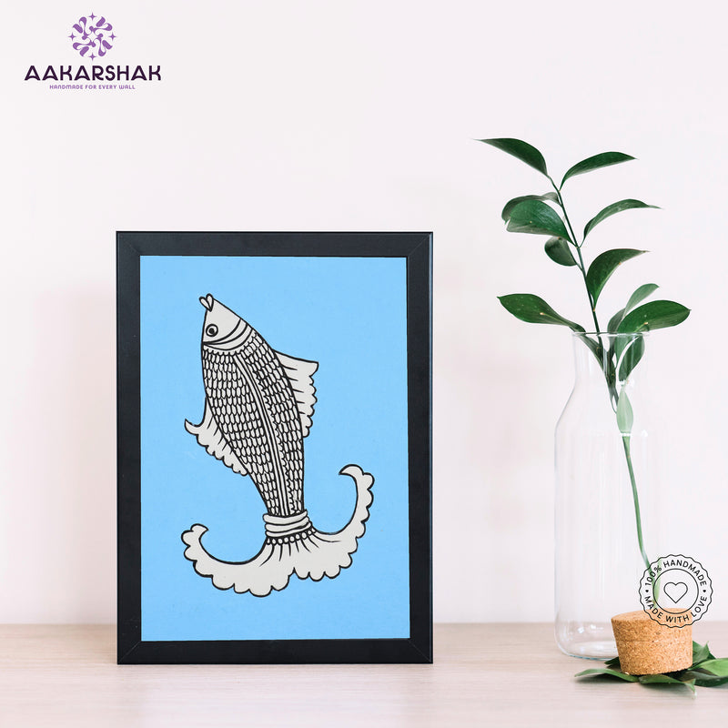 Handmade kalamkari fish painting-with tabletop stand for home decor
